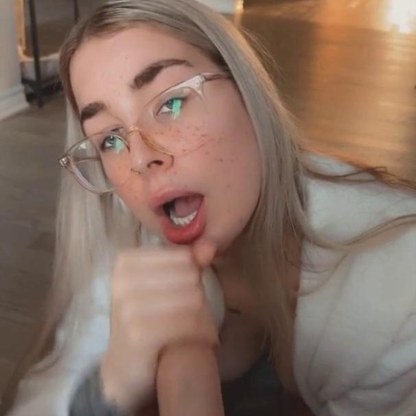 Jen Brett TheRealJenBretty Nude Sloppy Blowjob Video Leaked