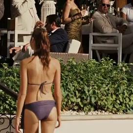 Gal Gadot hot body almost naked Sex Scene