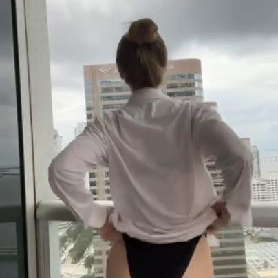 Brandy Gordon Hotel Miami Naked Striptease Video Leaked
